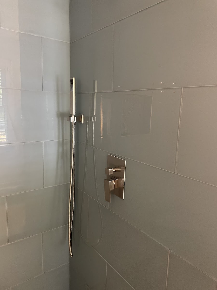 Plumb savvy services llc