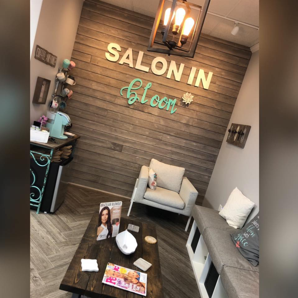 Salon In Bloom